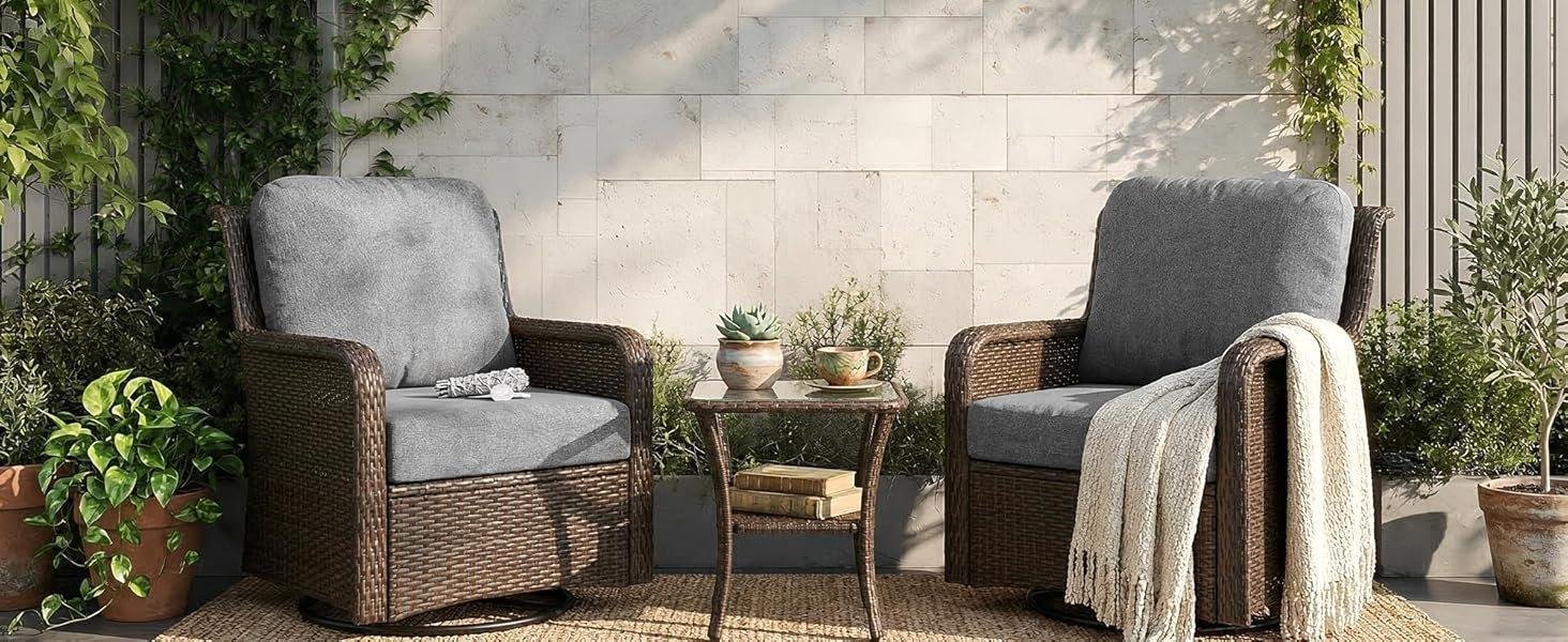 Outdoor Side Table, Rattan Wicker Table with Tempered Glass Top