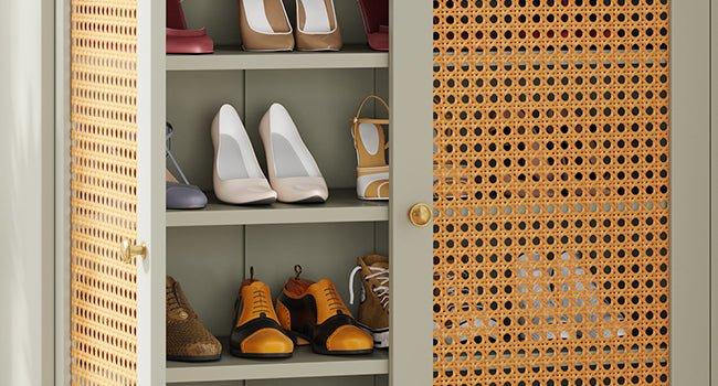 3 Tiers of Adjustable Shelves