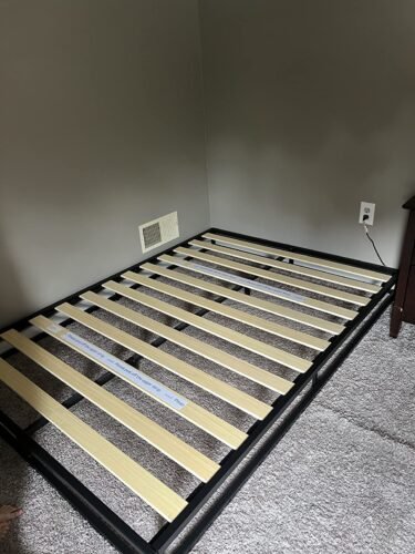 Single/Double Metal Bed Frame Without Mattress photo review
